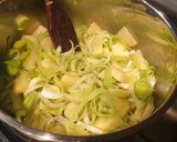 Póréhagymás Fokhagymakrémleves recept fázis 3 fotója