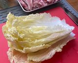 A picture of step 2 of Japanese mille feuille hot pot with pork belly and napa cabbage.