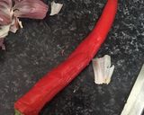 Foto del paso 2 de la receta: Atún en salsa picante 🌶 con almejas