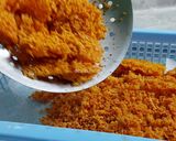 Foto langkah ke 7 dari resep Ayam Goreng Kremes.