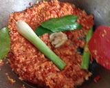 Foto langkah ke 2 dari resep Tumis daging mercon.