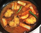 A picture of step 4 of Muj Gaad (Kashmiri Style Fish Curry).