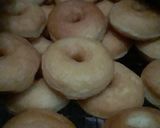 Foto langkah ke 8 dari resep Donat Santan.