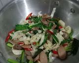 Foto langkah ke 6 dari resep Kwetiau Goreng, sederhana, praktis, special dan lezat.
