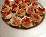 Foto del paso 3 de la receta: Tarteletas con palmitos, jamón y salsa golf