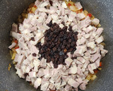 Foto del paso 3 de la receta: 🇦🇷 Empanadas jugosas de carne cortada a cuchillo - Empanadas de matambre criollas, bien Argentinas 🇦🇷