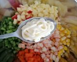 Hình bước làm 3 của món Salad sắc màu cho bé