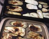 Foto del paso 1 de la receta: Pastel de berenjenas grilladas con mucho queso