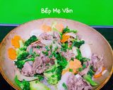 Hình bước làm 4 của món Thịt bò xào hành tây,bông cải xanh và cà rốt