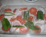 Foto del paso 3 de la receta: Pollo asado con pimientos y tomates
