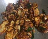 Gambar langkah 7 resipi Sotong Telur Masin.