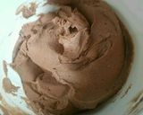 Foto langkah ke 3 dari resep Semprit Coklat Putih Telur.