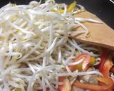 Foto del paso 3 de la receta: Salteado de Moyoshi (broto) con Champiñones y vegetales