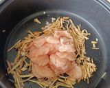 รูปขั้นตอนการทำที่ 3 ของ อกไก่ผัดขิง ทำง่าย แคลน้อย