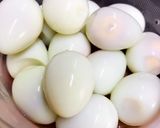 Hình bước làm 1 của món Xíu Mại Viên Trứng Cút