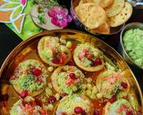A picture of step 4 of Avacado papadi chaat.