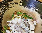 Foto langkah ke 2 dari resep Tumis Cumi Cabe Ijo.