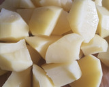 Foto del paso 4 de la receta: Estofado de patata 🥔🥕 y calamarcitos