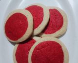 व्हॅनिला राउंड शेप कुकीज (vanilla round shape cookies recipe in marathi) रेसिपी स्टेप 7 फोटो 