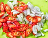 Foto langkah ke 2 dari resep Tumis udang simpel.