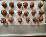 Foto del paso 4 de la receta: Bolitas energéticas de nuez y cacao