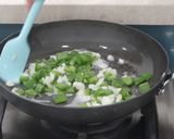 Foto langkah ke 1 dari resep Pizza Roti Goreng.