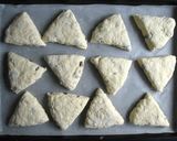A picture of step 5 of Yoghurt Scones.