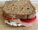 Φωτογραφία βήματος 1 της συνταγής Sandwich εύκολο με ψωμί για τοστ στο ταπεράκι