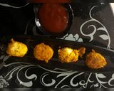 A picture of step 4 of Egg fritters.