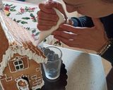 Foto del passaggio 4 della ricetta Casetta di natale