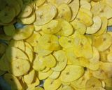 Foto langkah ke 4 dari resep Keripik Pisang Gurih.