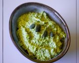 Foto del paso 7 de la receta Pesto vegano de aguacate y pipas de calabaza