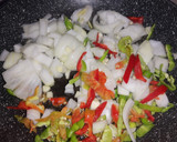 Foto del paso 2 de la receta: Aporreado de pescado bien sazonado