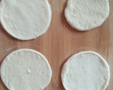 A picture of step 4 of Mince Pizza Cups.