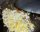 A picture of step 1 of Oats Vegetable Soup.