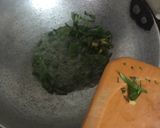 A picture of step 3 of Aloo Paratha.