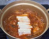 Foto langkah ke 3 dari resep Kimchi jiggae.