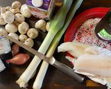 Une image de l'étape 1 de Cabillaud épicé, fondue de poireaux et champignons.