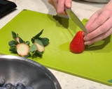 Foto del paso 2 de la receta: Crumble de frutos rojos ¡típica receta inglesa!