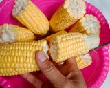 Foto langkah ke 1 dari resep Memipil Jagung Manis.