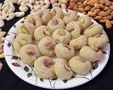 नारियल का पेड़ा(nariyal ka peda recipe in hindi) रेसिपी चरण 5 फोटो