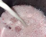 A picture of step 1 of Strawberry creamer.