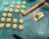 Foto langkah ke 8 dari resep Bakpia Kering isi kacang ijo.