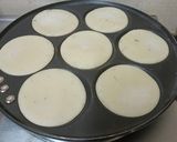 A picture of step 5 of Mini Dorayaki Cakes For Kids Birthday 🥳🎉🎊🎈.