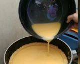 Foto langkah ke 4 dari resep Pie susu teflon.