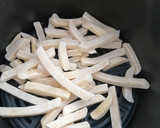 Foto del paso 1 de la receta: Papas a la francesa en freidora de aire