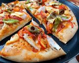 A picture of step 7 of Cheese burst pizza.