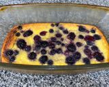 Foto del paso 5 de la receta: Cuadraditos proteicos de ricota y frutos rojos