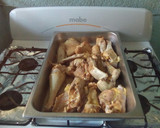Foto del paso 1 de la receta: Pavo indio con salsa de tomate preparada y aceitunas con hueso (guisado)