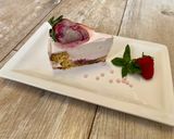 Tavaszi eper torta recept fázis 10 fotója